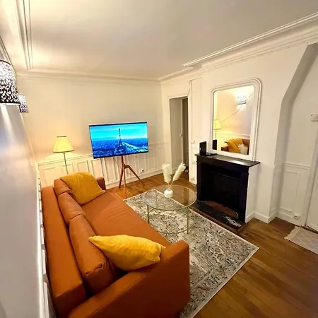 Yzy Loc Moulin-rouge Apartment *